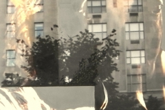 Spiegelung: Schaufenster in New York  I     2017     60 x 80 cm
